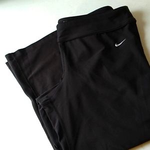 nike fit dry capri pants